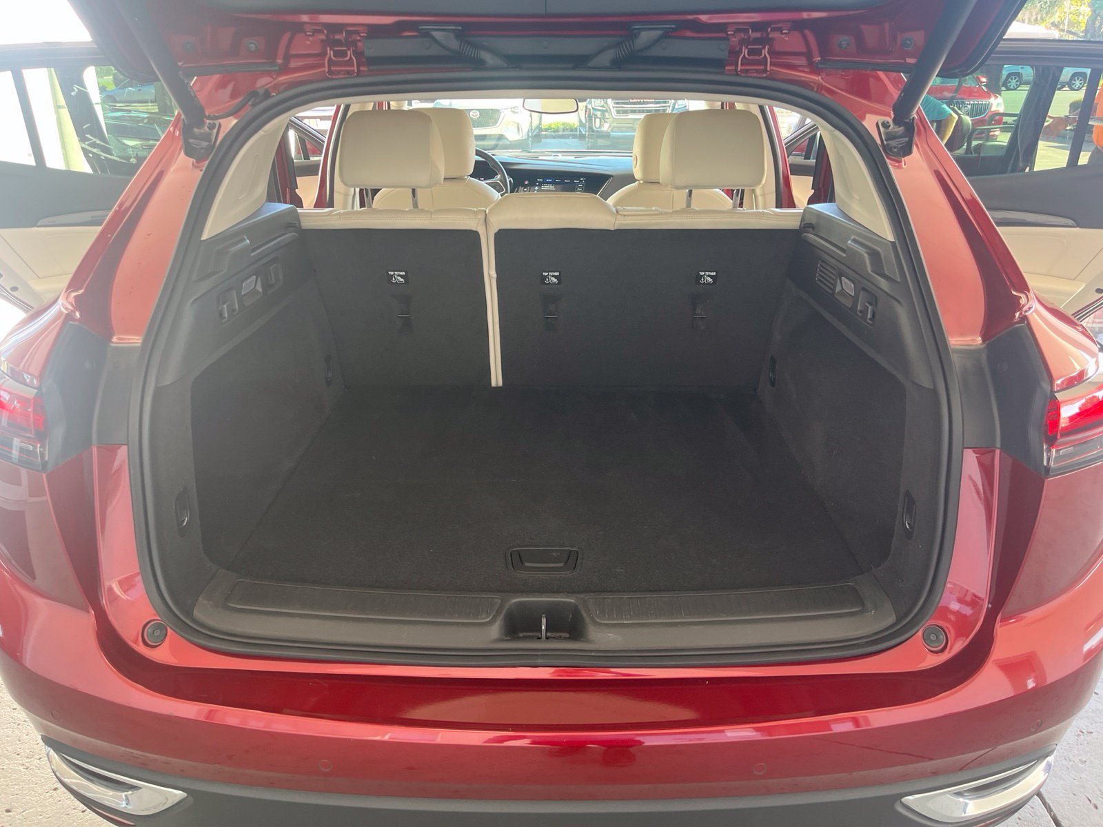 Used 2023 Buick Envision Essence AWD/4WD image 23