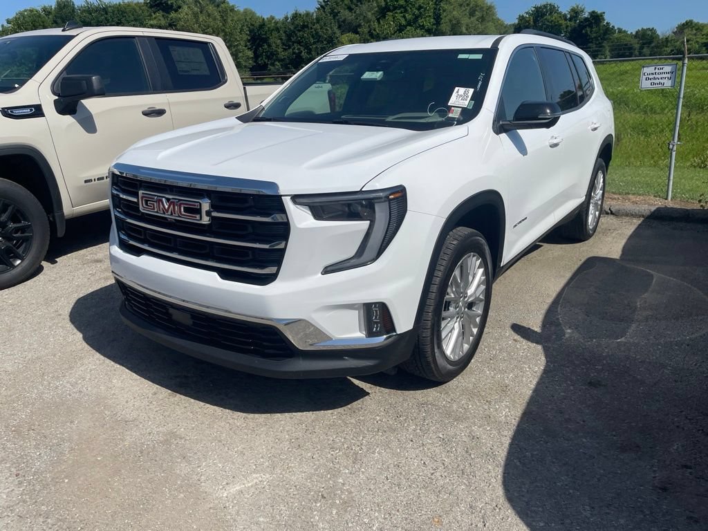 Used 2026 GMC Acadia Elevation w/ Elevation Premium Package FWD image 3