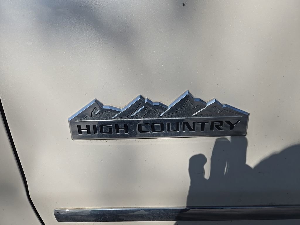 Used 2019 Chevrolet Silverado 2500 High Country w/ Duramax Plus Package image 3