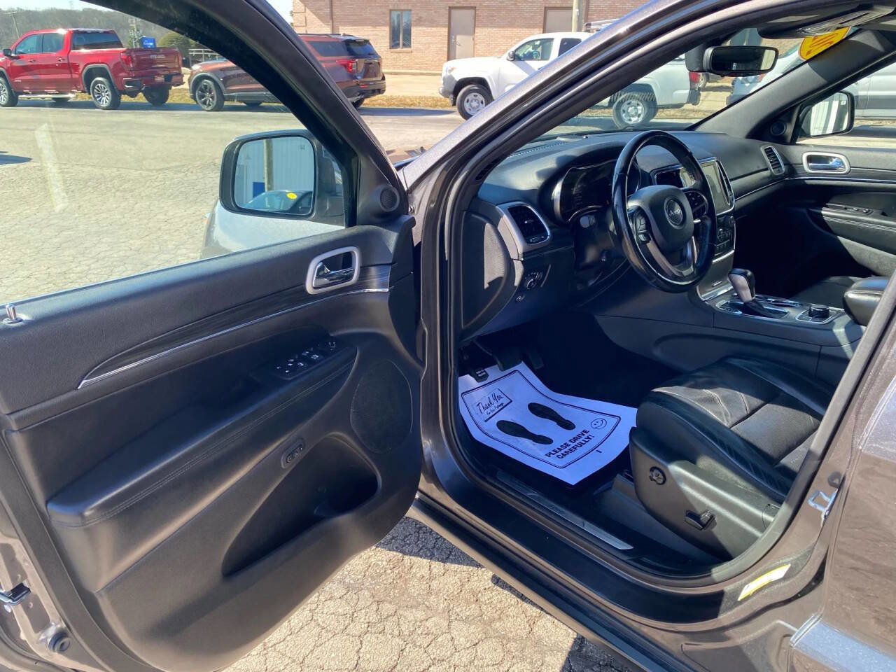 Used 2020 Jeep Grand Cherokee Limited w/ Luxury Group II image 9