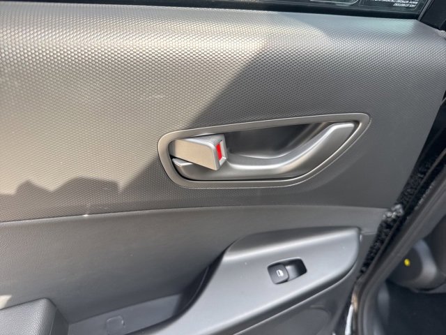 Used 2021 Hyundai Kona Ultimate image 27