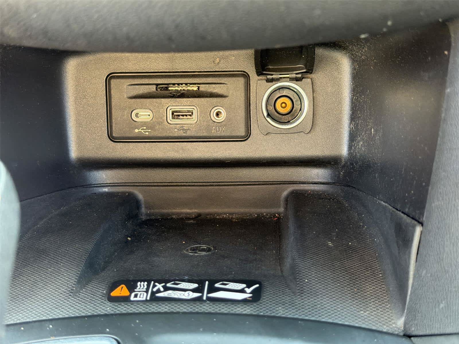 Used 2021 Chevrolet Equinox Premier FWD image 35