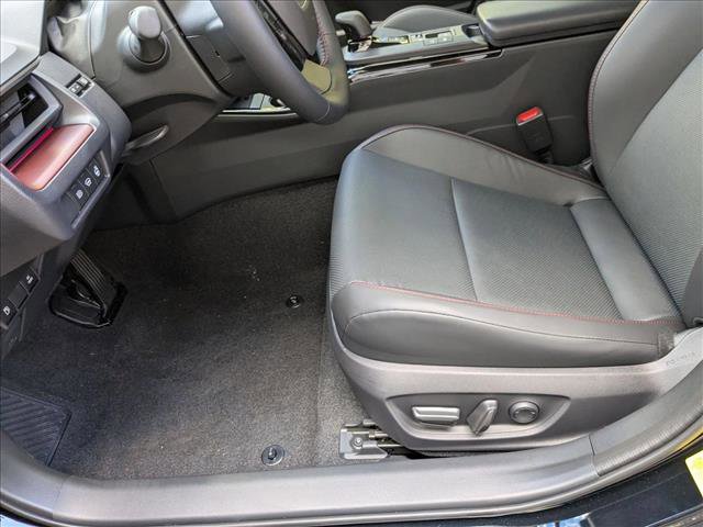 New 2026 Toyota Prius XSE image 4