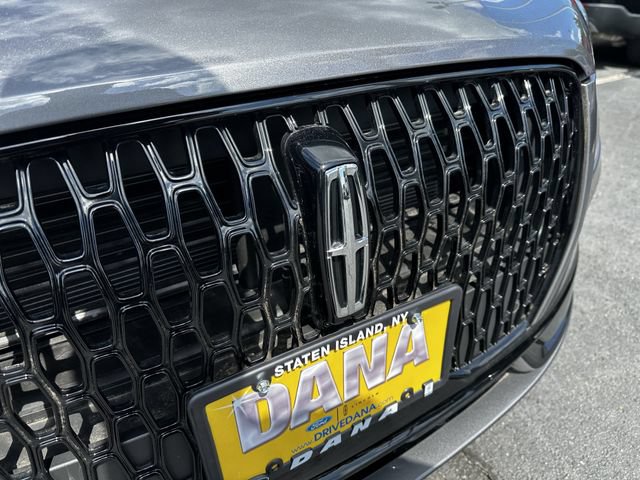 Certified 2023 Lincoln Corsair AWD w/ Equipment Group 101A image 10