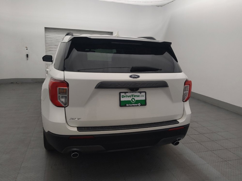 Used 2021 Ford Explorer XLT w/ Equipment Group 202A RWD image 6