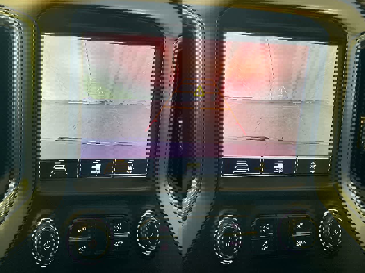 Used 2020 Chevrolet Silverado 1500 LTZ w/ LTZ Plus Package image 17