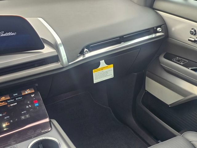 New 2027 Cadillac Vistiq Luxury AWD/4WD image 21