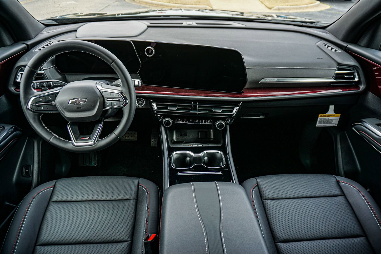 New 2026 Chevrolet Traverse Z71 w/ Driver Confidence Package image 24