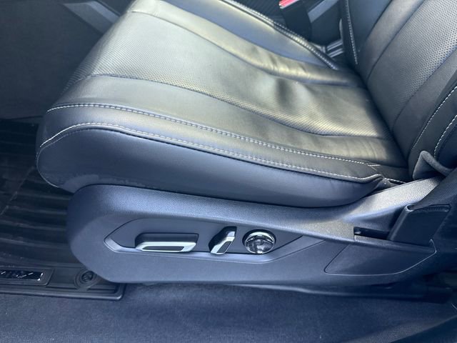 Used 2024 Acura MDX SH-AWD w/ Technology Package image 12