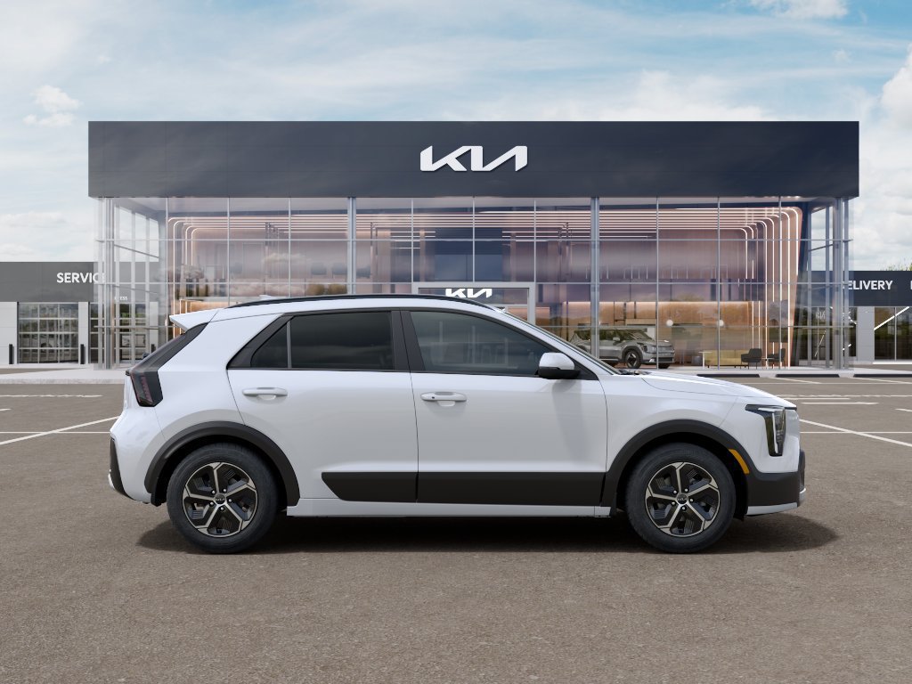 New 2027 Kia Niro LX FWD image 7