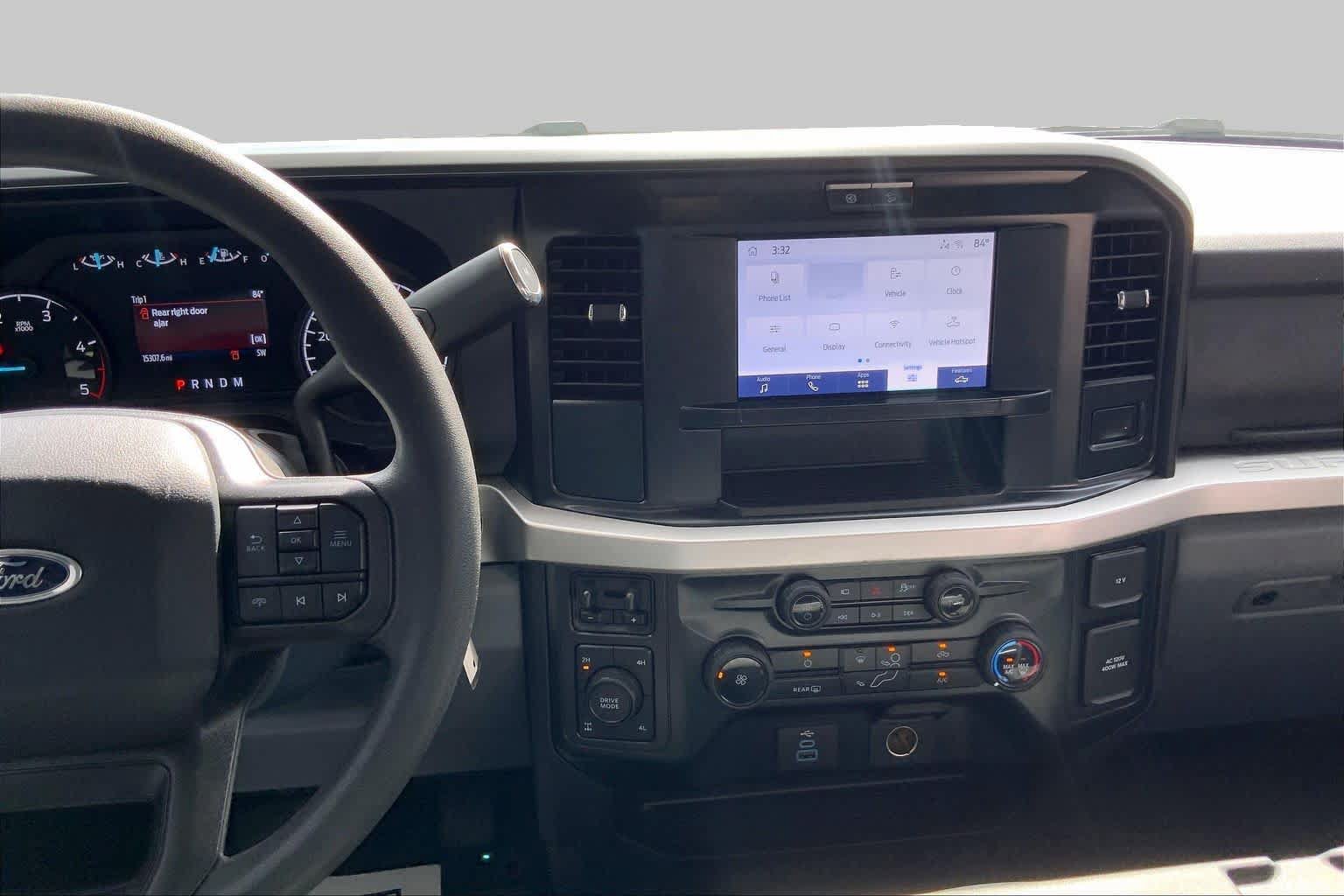 Used 2025 Ford F250 XLT w/ 360-Degree Camera Package AWD/4WD image 7