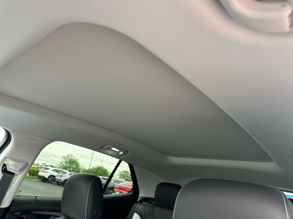 New 2026 Buick Envision Sport Touring AWD/4WD image 14