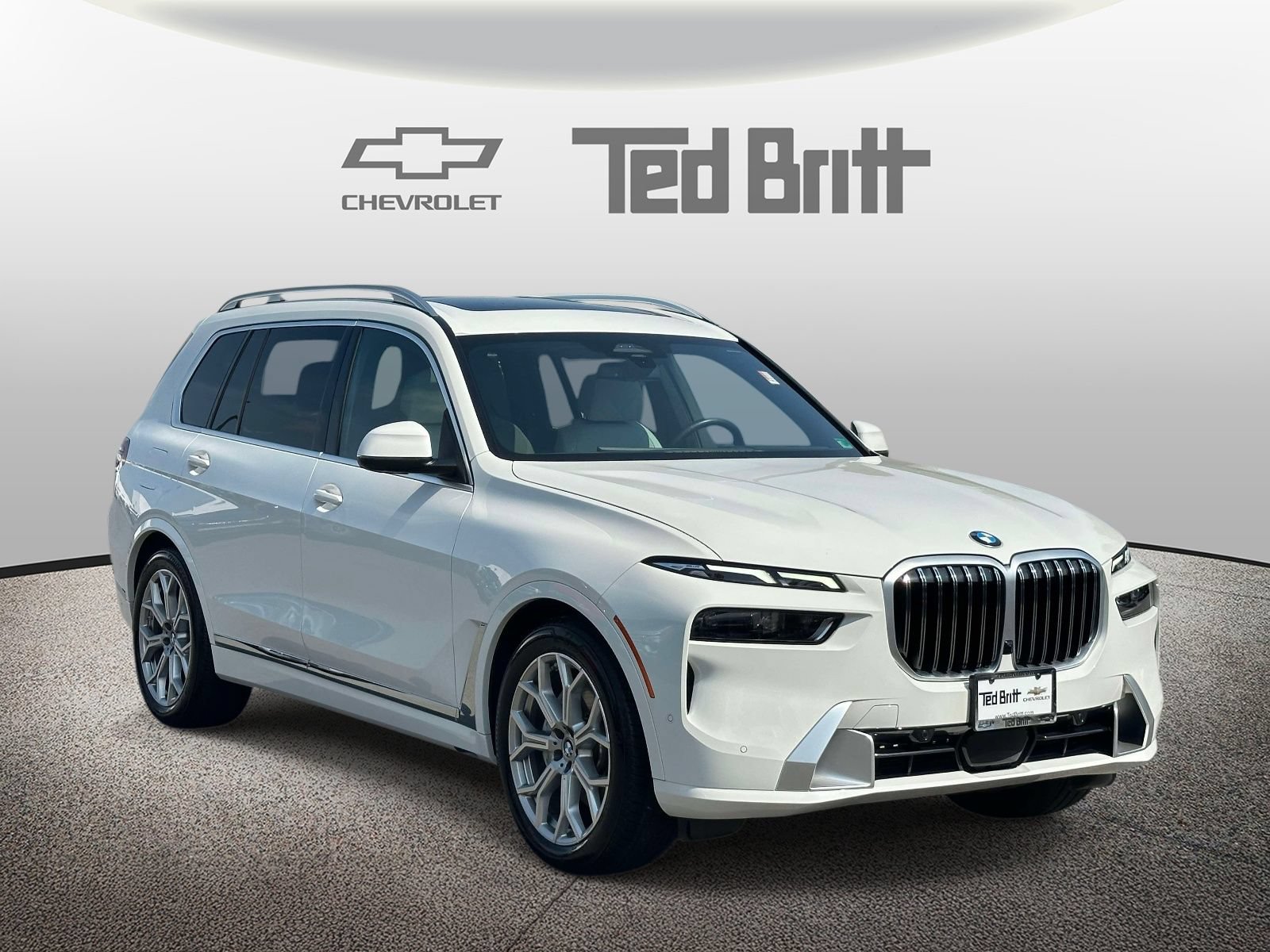Used 2023 BMW X7 xDrive40i AWD/4WD image 3