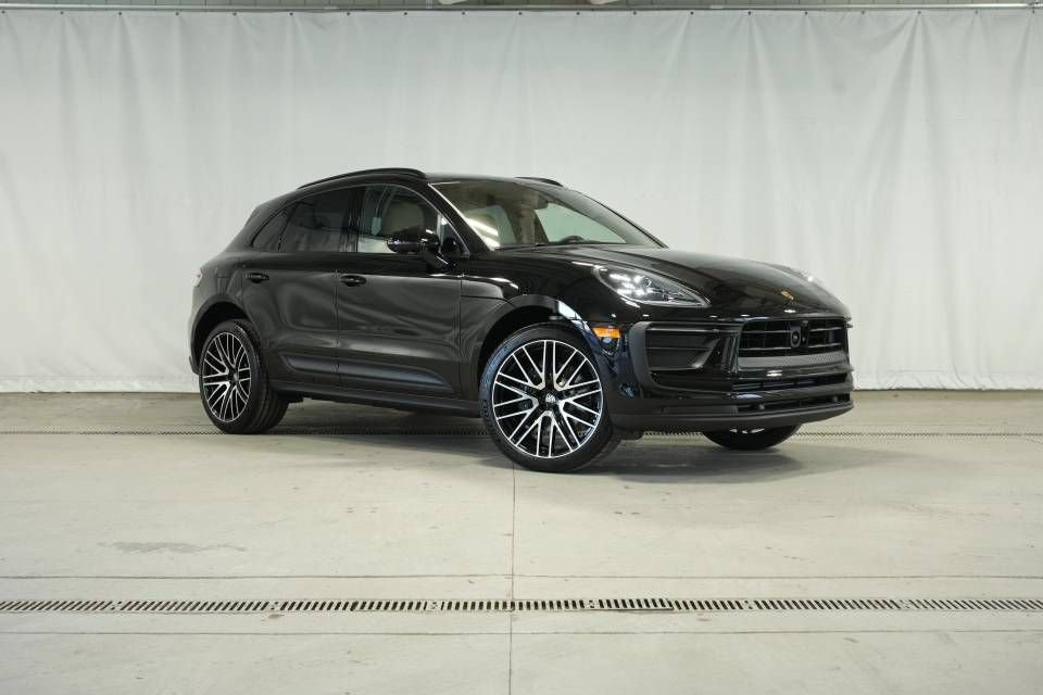 New 2026 Porsche Macan AWD/4WD image 10