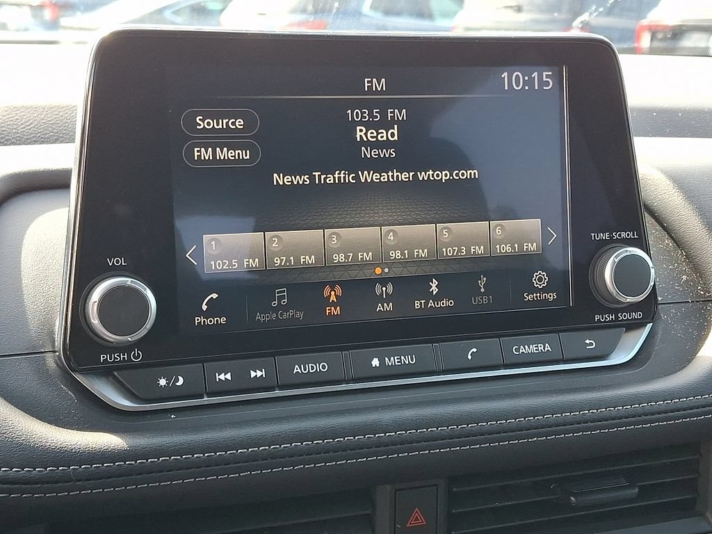 Used 2024 Nissan Rogue S AWD/4WD image 16
