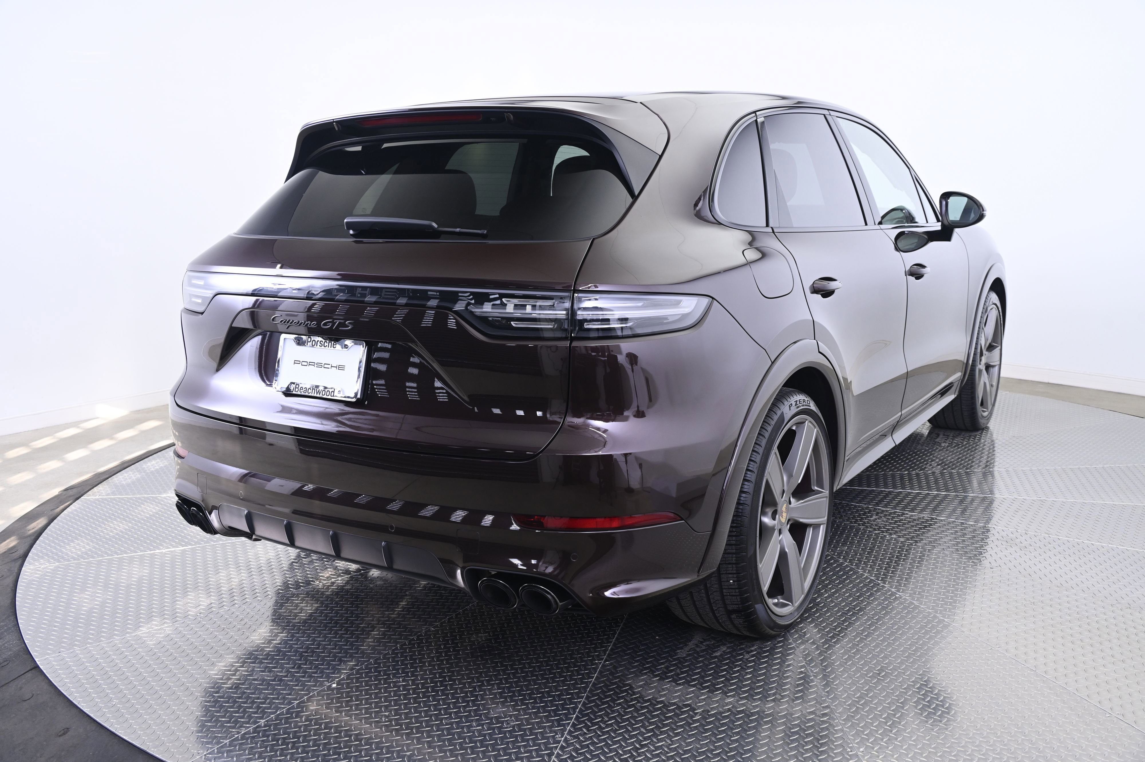 Used 2022 Porsche Cayenne GTS image 7