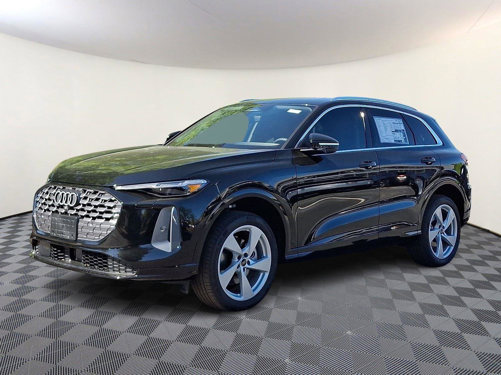 New 2026 Audi Q5 Premium Plus AWD/4WD image 3