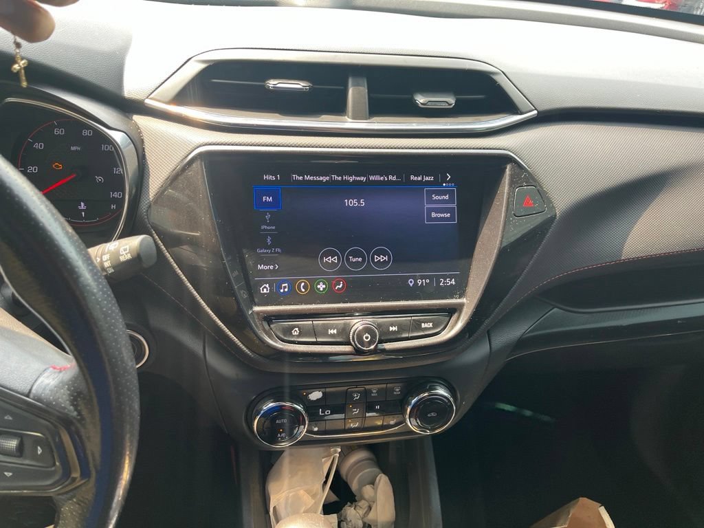 Used 2021 Chevrolet TrailBlazer RS w/ Convenience Package FWD image 8