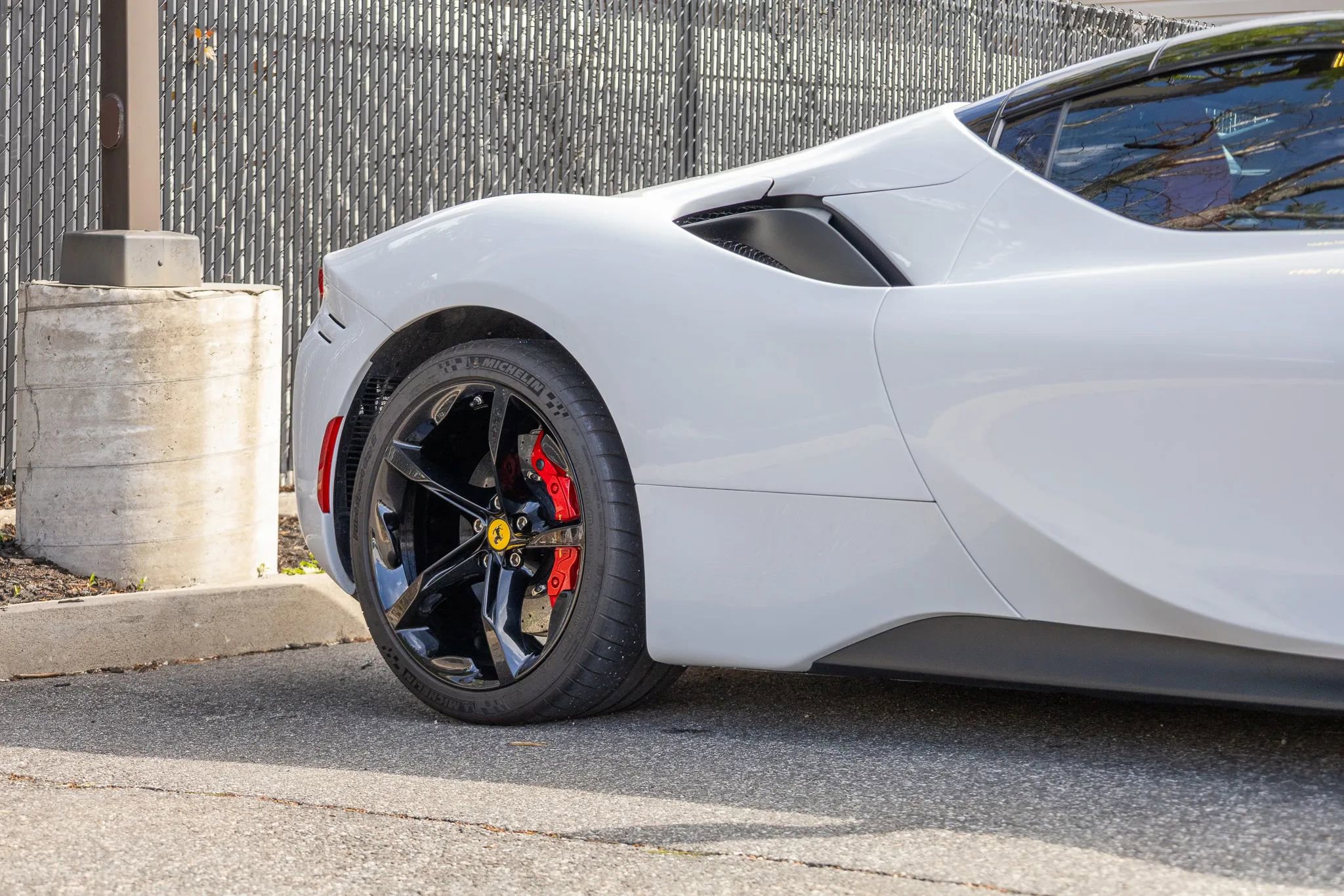 Used 2025 Ferrari SF90 Spider AWD/4WD image 51