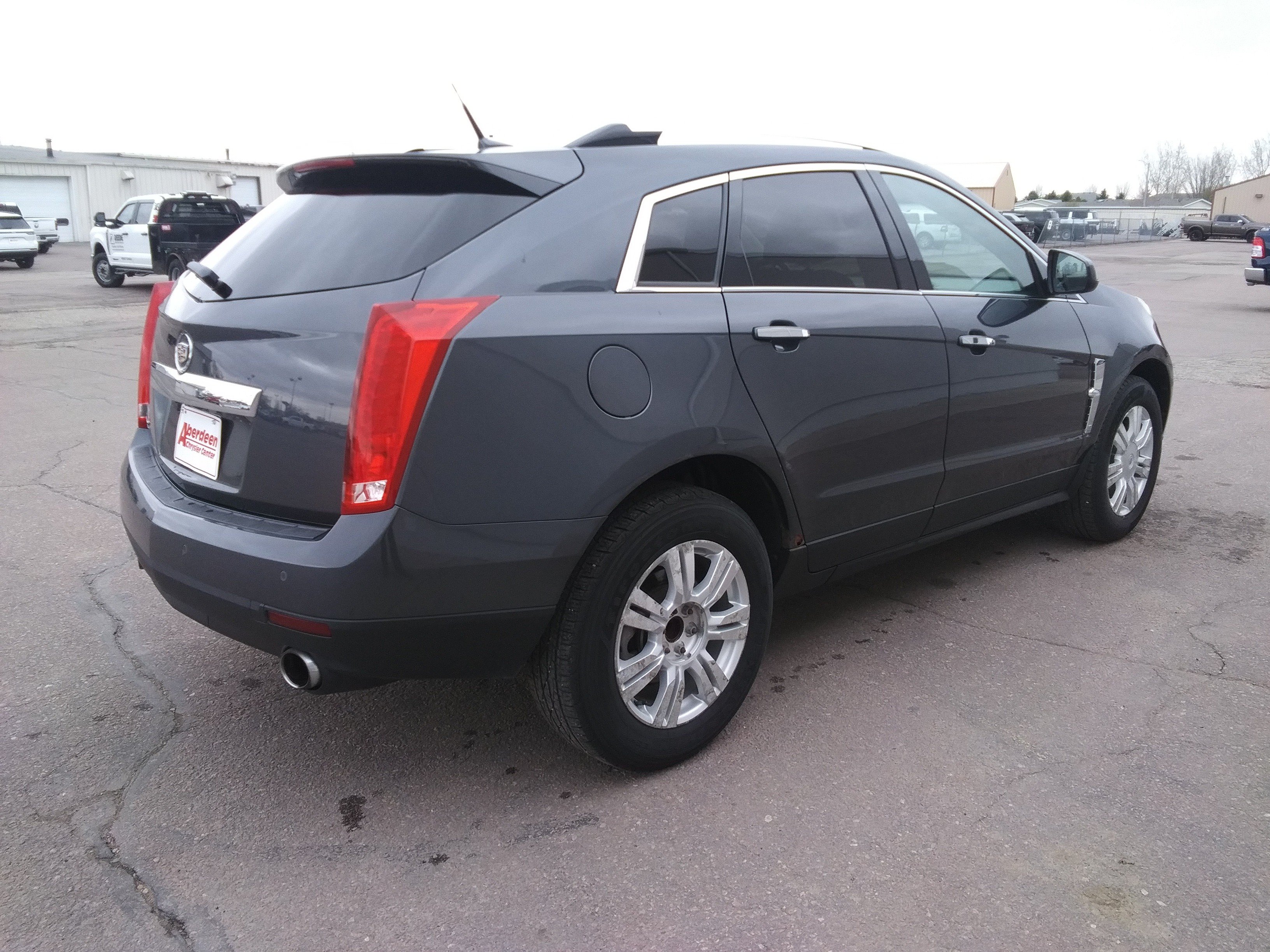 Used 2011 Cadillac SRX Luxury FWD image 5