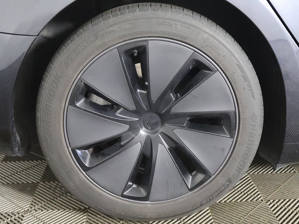 Used 2024 Tesla Model 3 Long Range RWD image 25