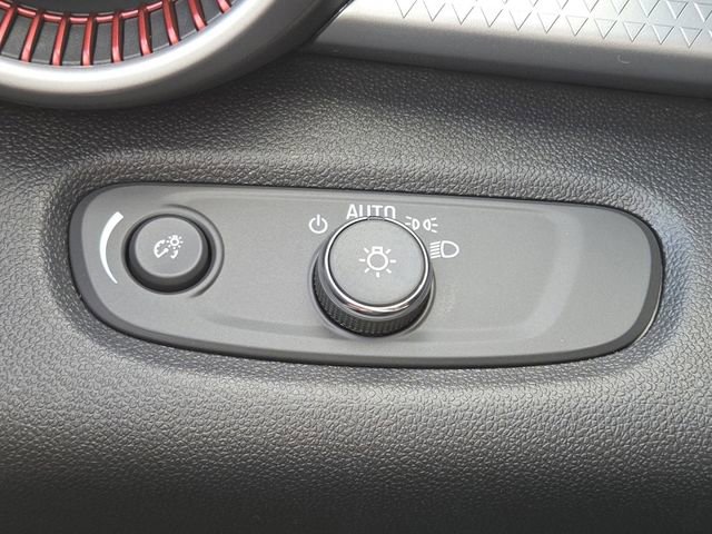 New 2026 Chevrolet Trax RS w/ Driver Confidence Package image 11