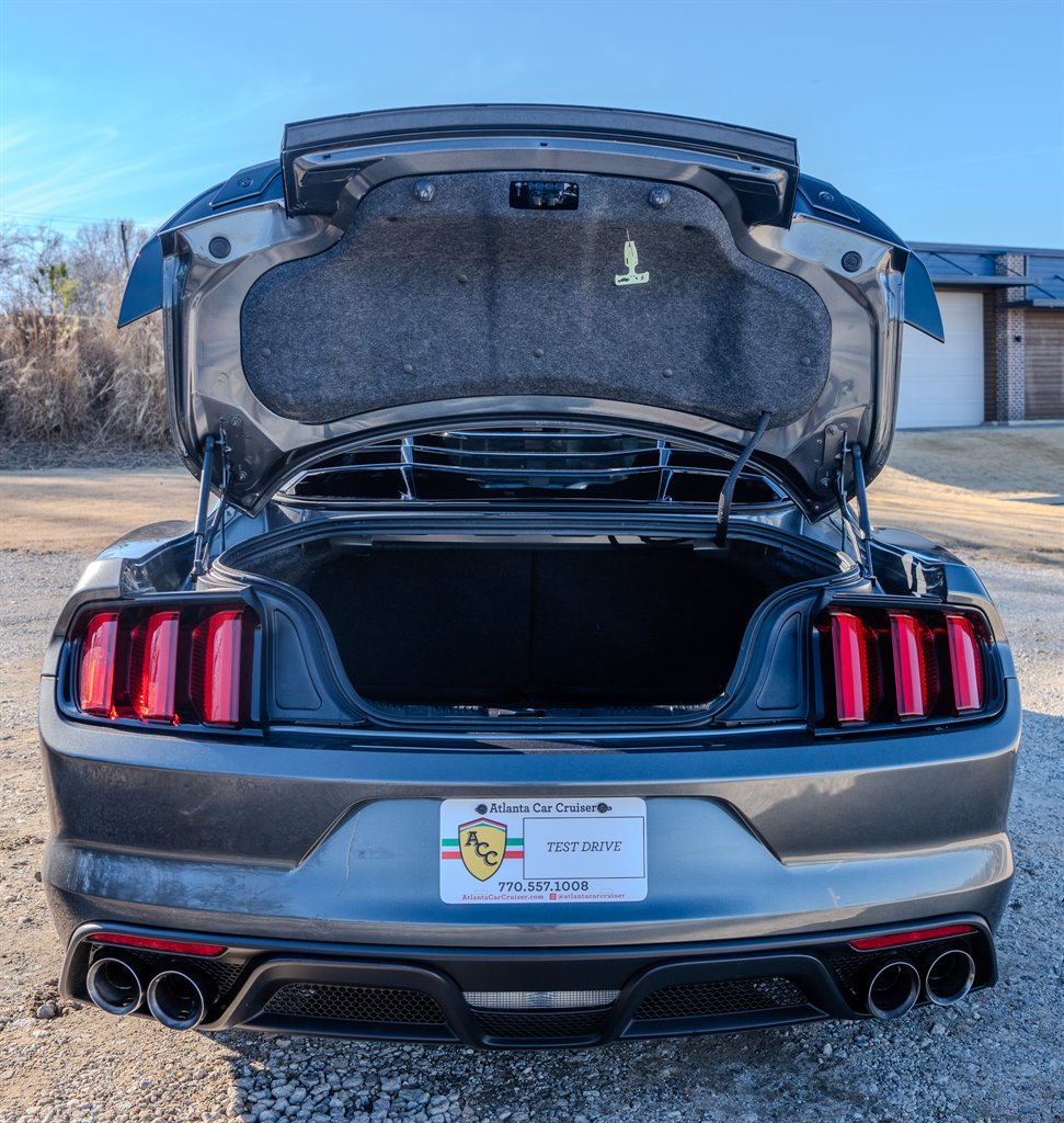 Used 2016 Ford Mustang Shelby GT350 w/ Track Package image 9