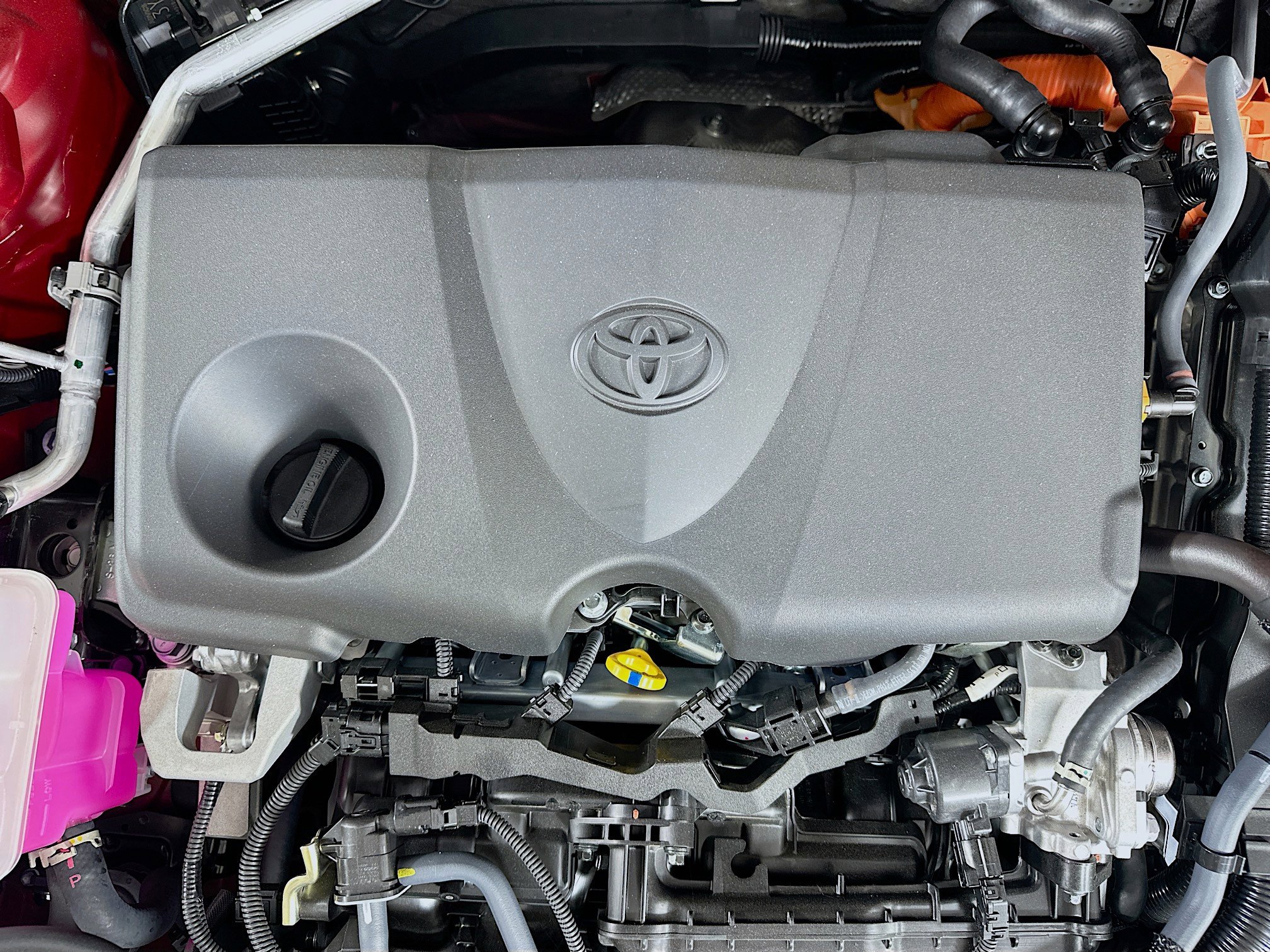 Used 2025 Toyota RAV4 LE image 32