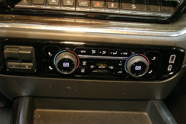 Used 2023 Chevrolet Silverado 1500 LT Trail Boss w/ Protection Package AWD/4WD image 25