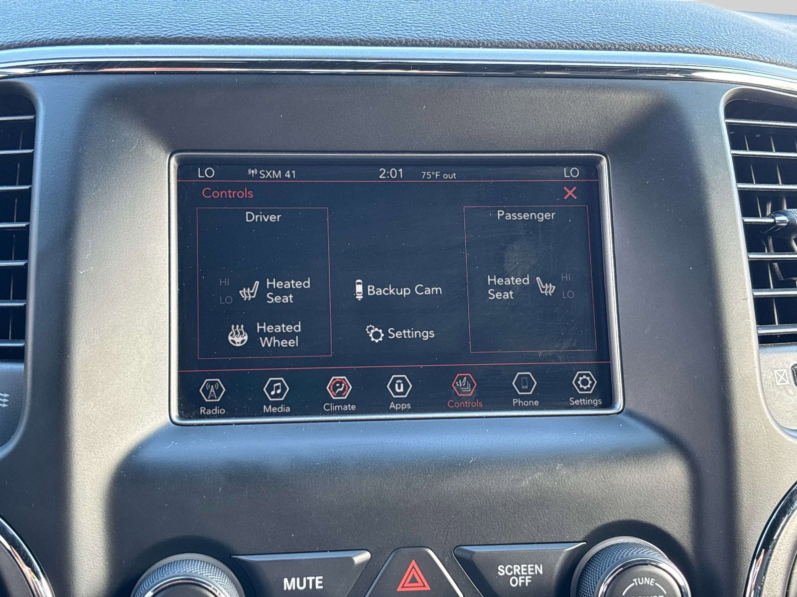Used 2019 Jeep Grand Cherokee Laredo AWD/4WD image 20