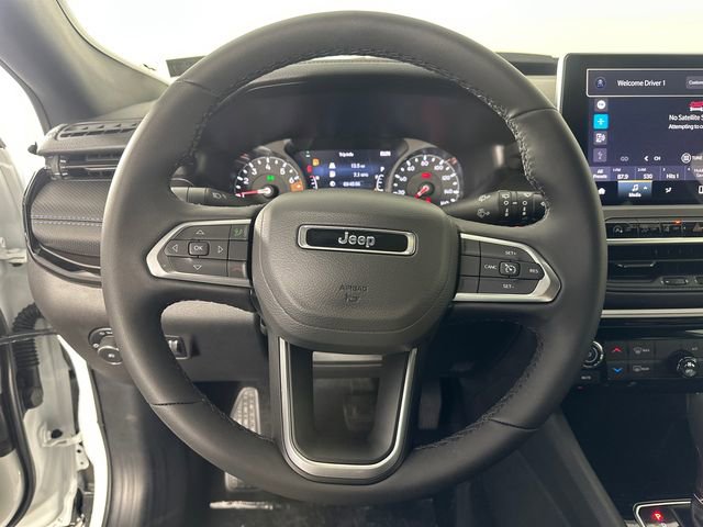 New 2026 Jeep Compass Latitude AWD/4WD image 24