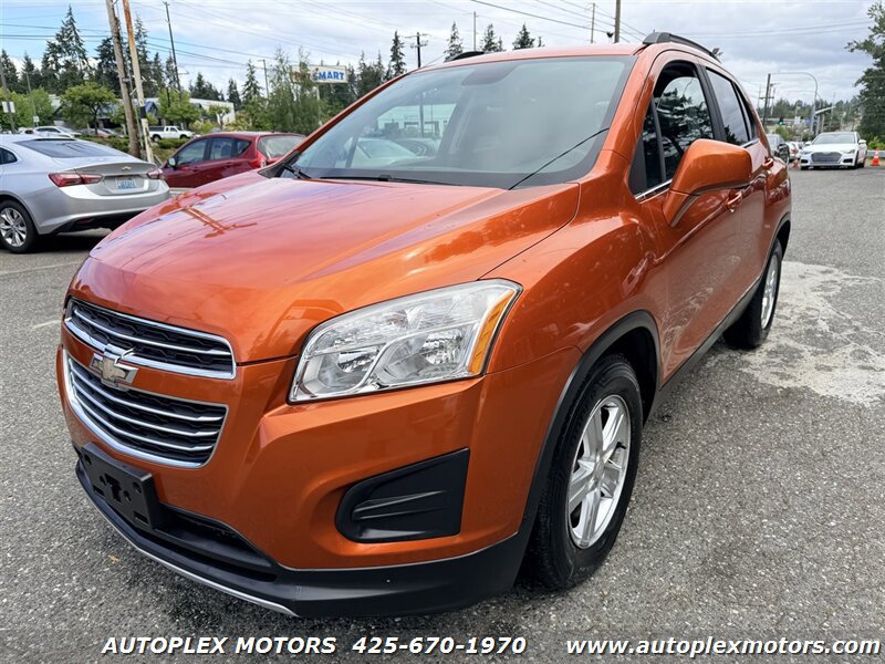 Used 2015 Chevrolet Trax LT w/ LT Plus Package FWD image 3