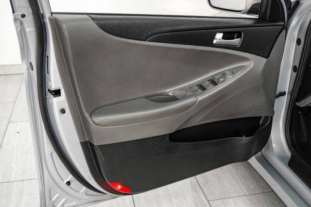 Used 2012 Hyundai Sonata GLS FWD image 35