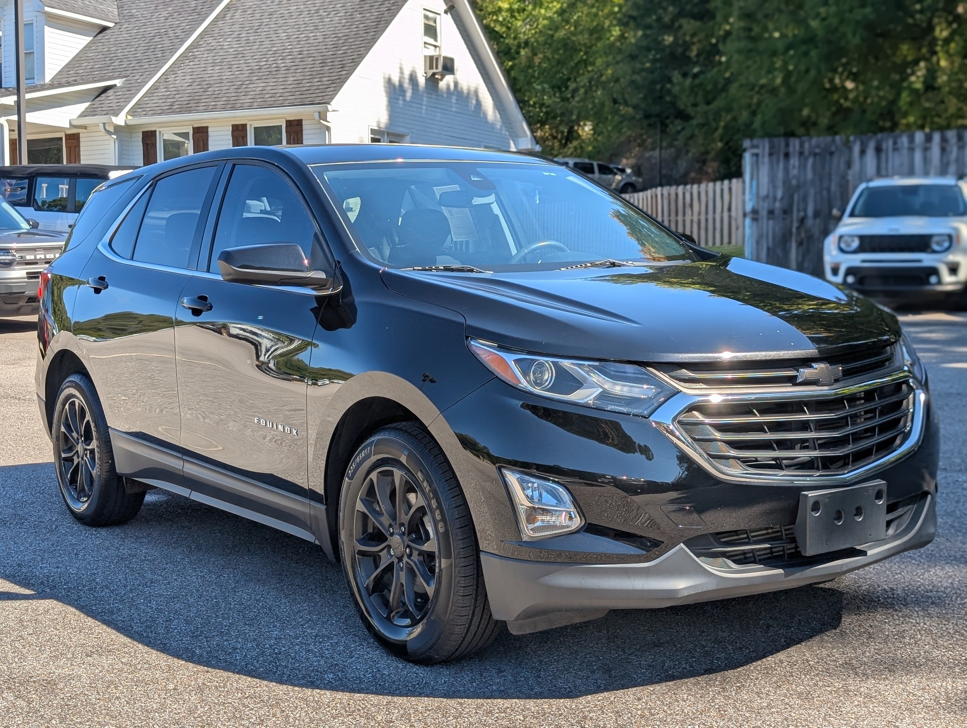 Used 2020 Chevrolet Equinox LT FWD image 11