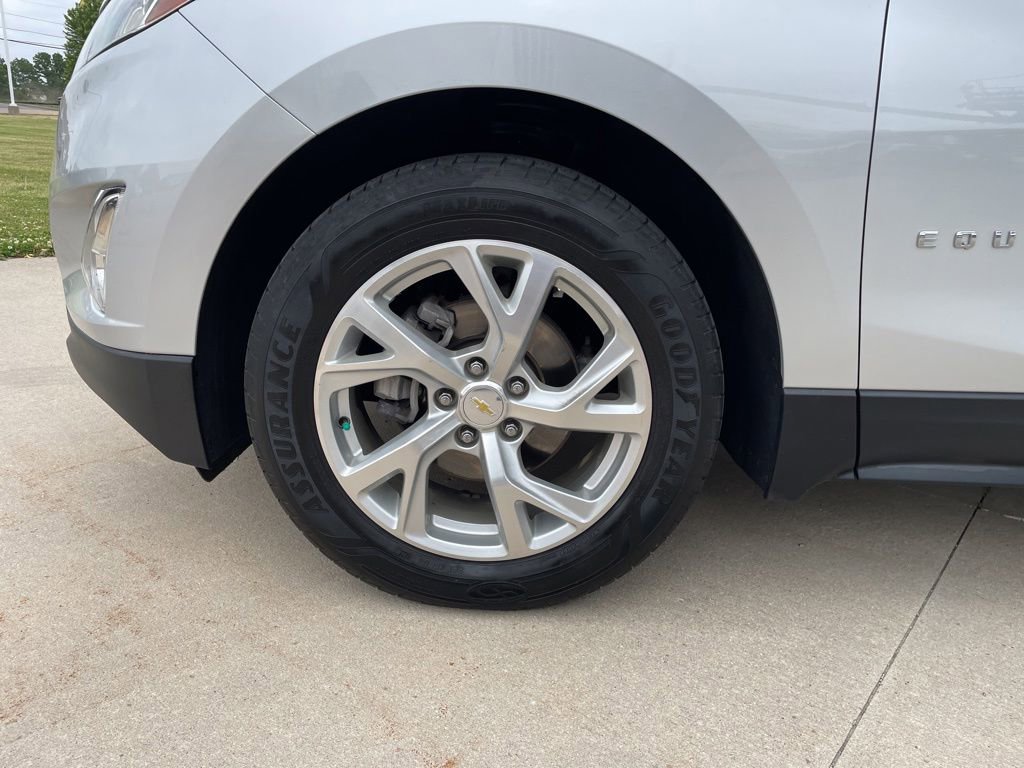 Used 2018 Chevrolet Equinox Premier FWD image 15