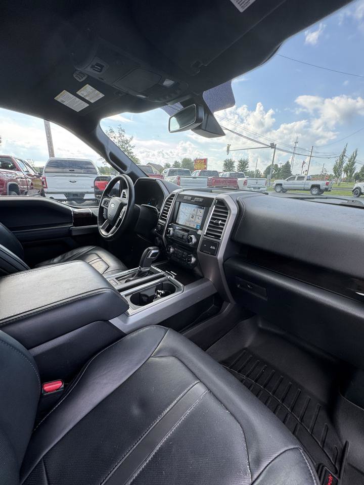 Used 2016 Ford F150 Platinum w/ Equipment Group 701A Luxury AWD/4WD image 26