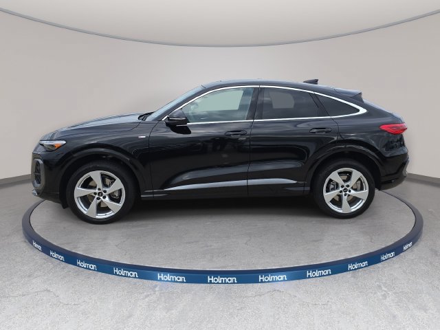 Used 2025 Audi Q5 Premium Plus w/ Premium Plus AWD/4WD image 9