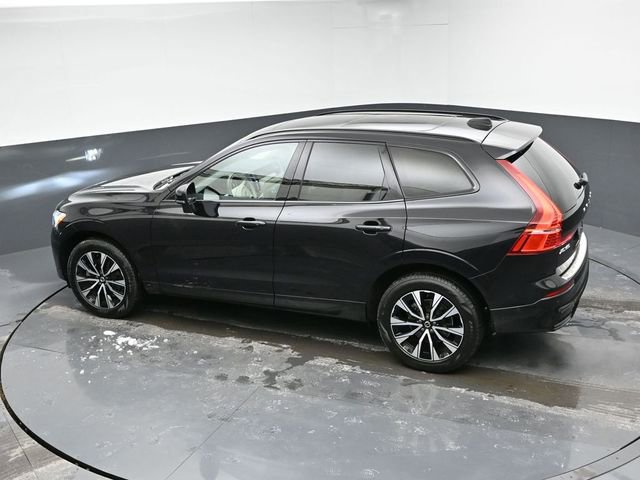 Used 2024 Volvo XC60 B5 Plus image 37
