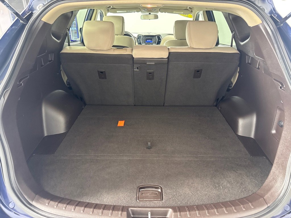Used 2017 Hyundai Santa Fe Sport image 22