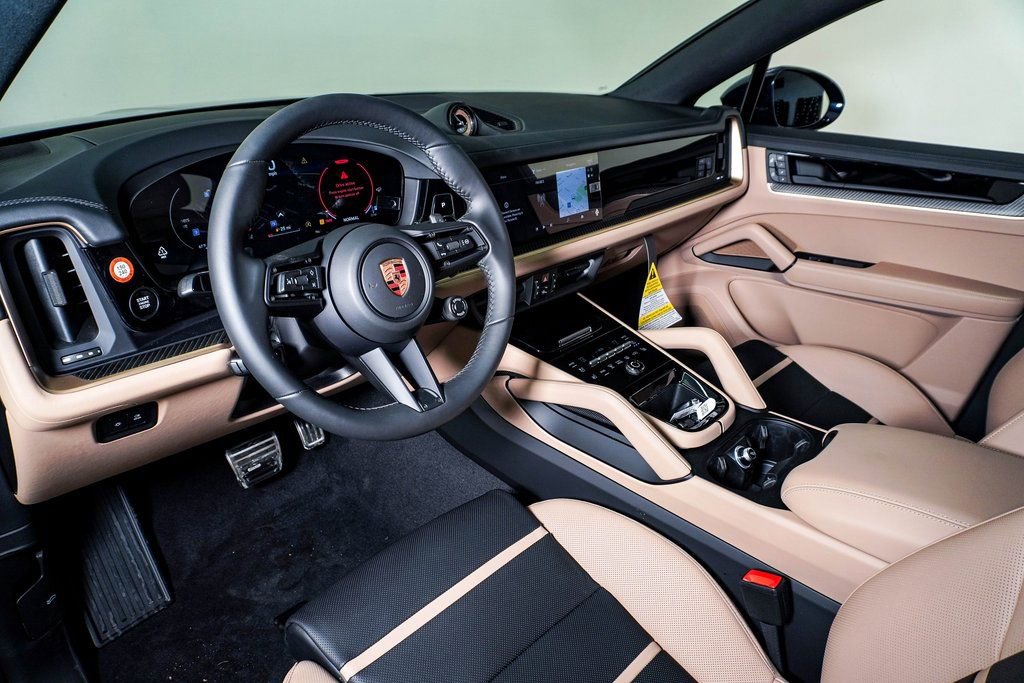 New 2026 Porsche Cayenne S image 4