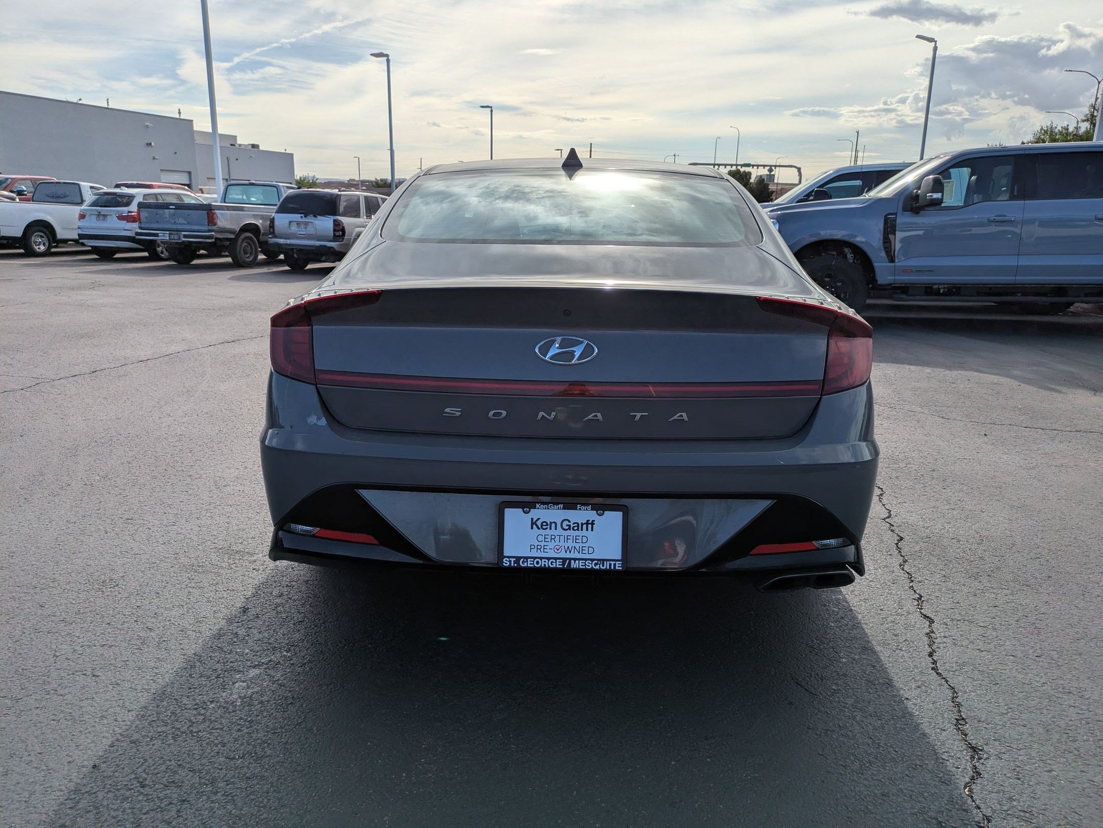 Used 2023 Hyundai Sonata SEL FWD image 5