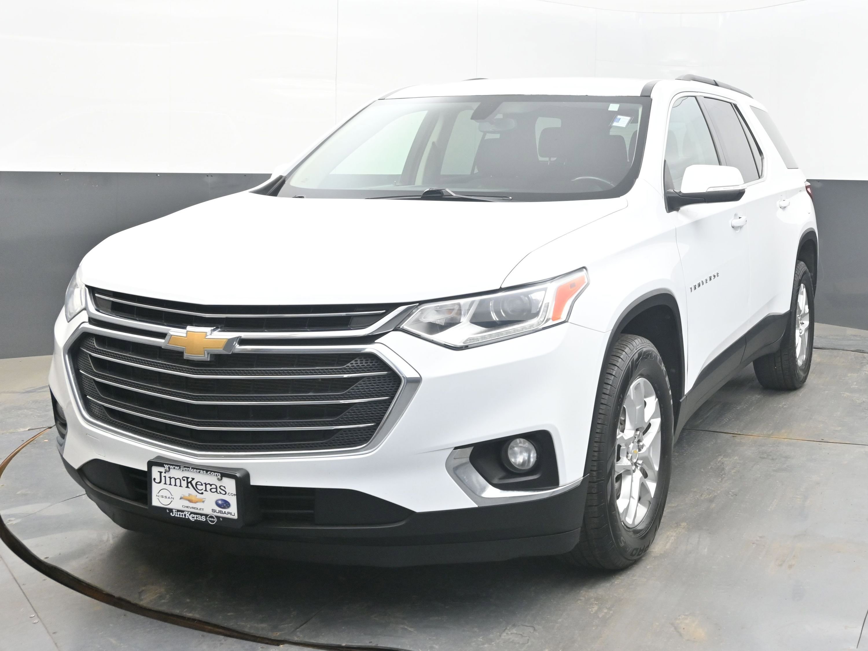Used 2021 Chevrolet Traverse LT image 3
