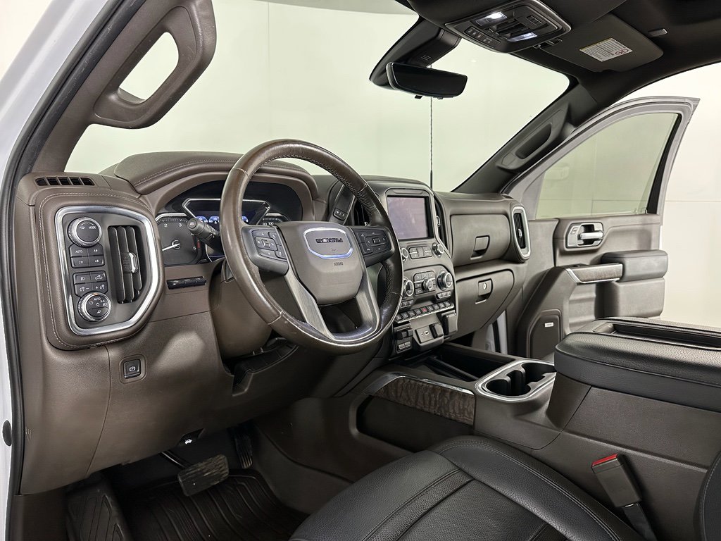 Used 2022 GMC Sierra 3500 Denali w/ Denali Ultimate Package image 14