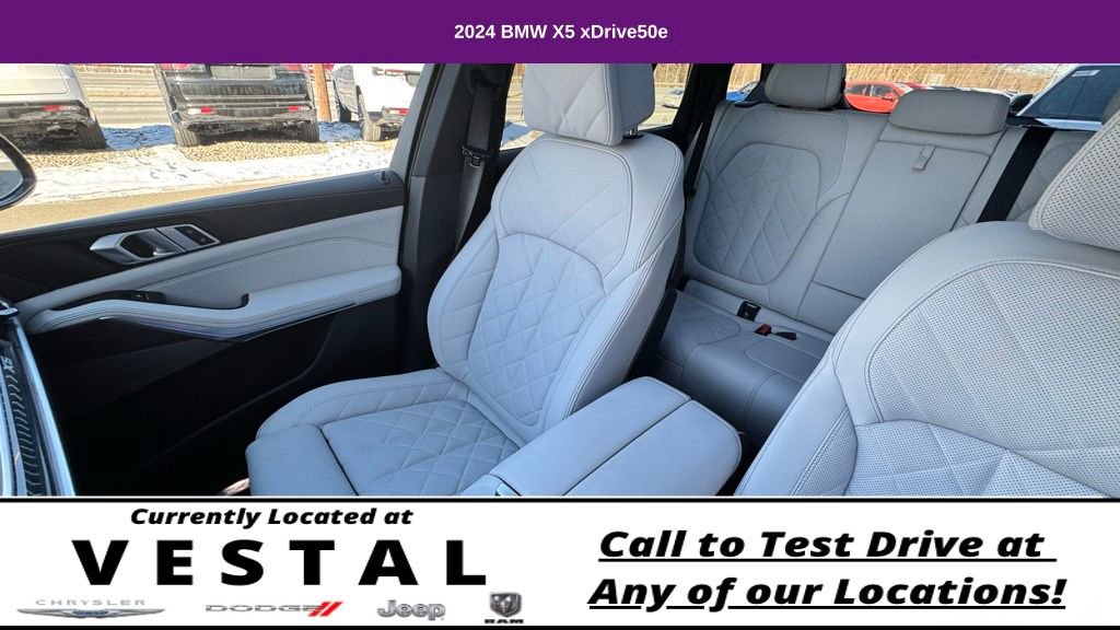 Used 2024 BMW X5 xDrive50e w/ M Sport Package image 30