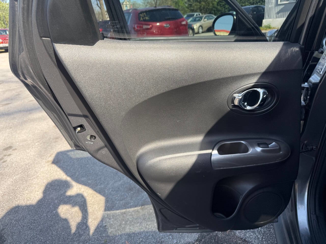 Used 2012 Nissan Juke SL w/ Chrome Pkg image 19