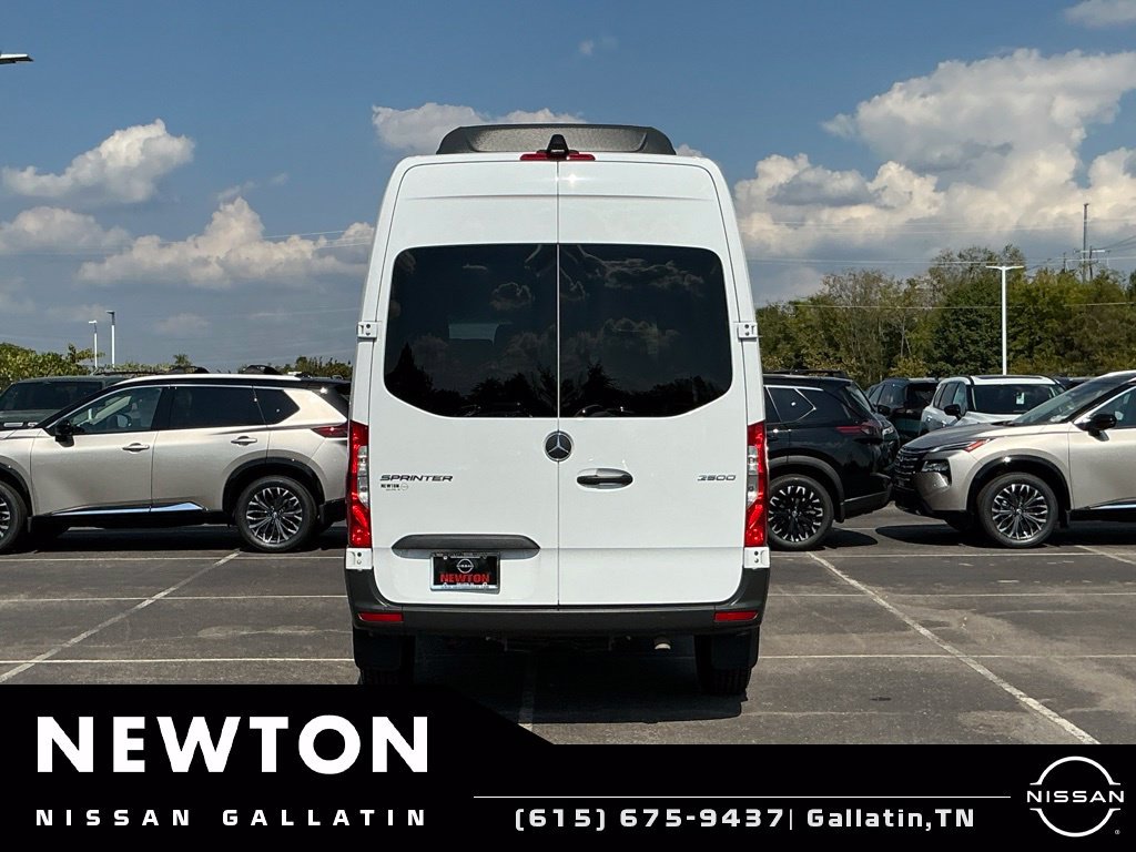 Used 2024 Mercedes-Benz Sprinter 2500 image 5