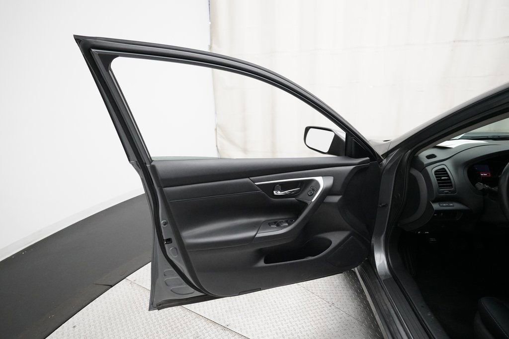 Used 2018 Nissan Altima 2.5 SR image 27