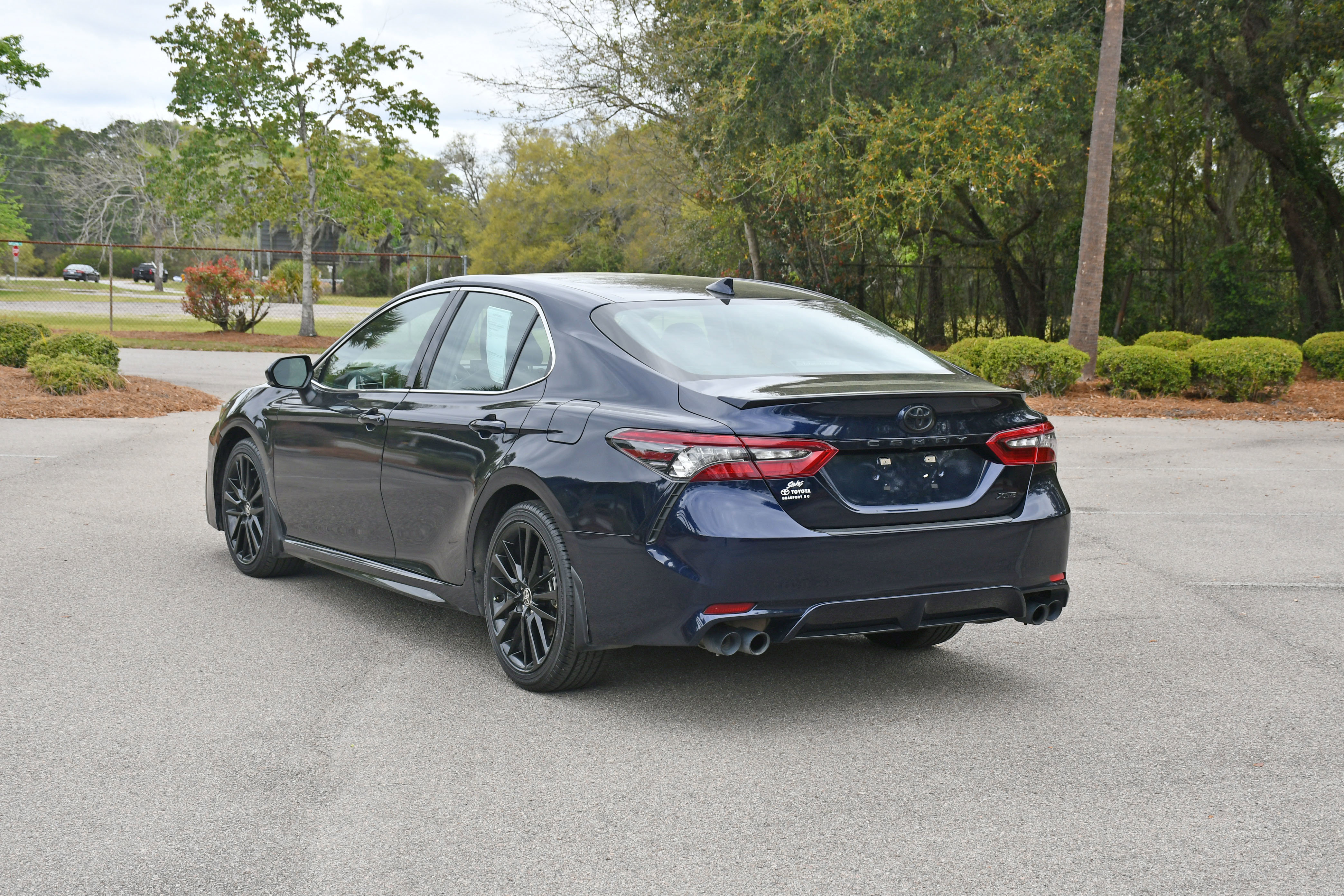 Certified 2022 Toyota Camry XSE FWD image 4