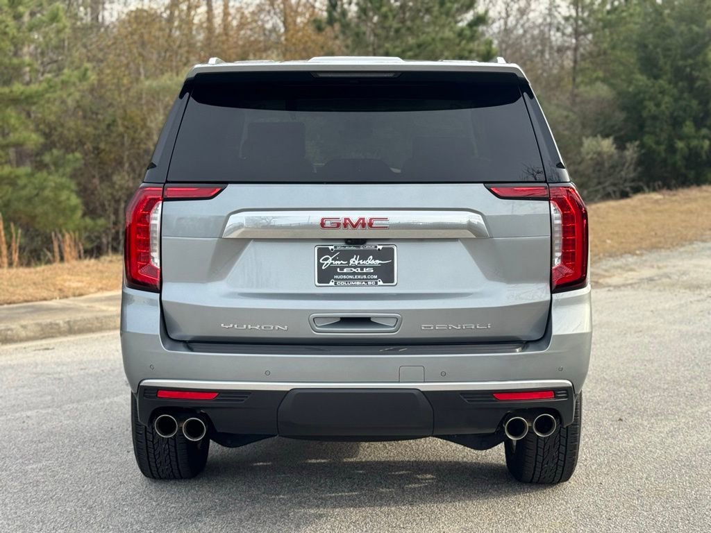 Used 2024 GMC Yukon Denali w/ Advanced Technology Package image 13
