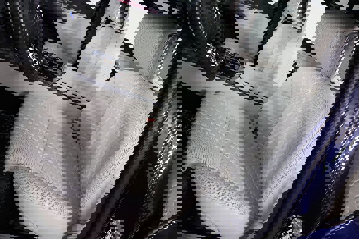 Used 2023 BMW 760i xDrive AWD/4WD image 10